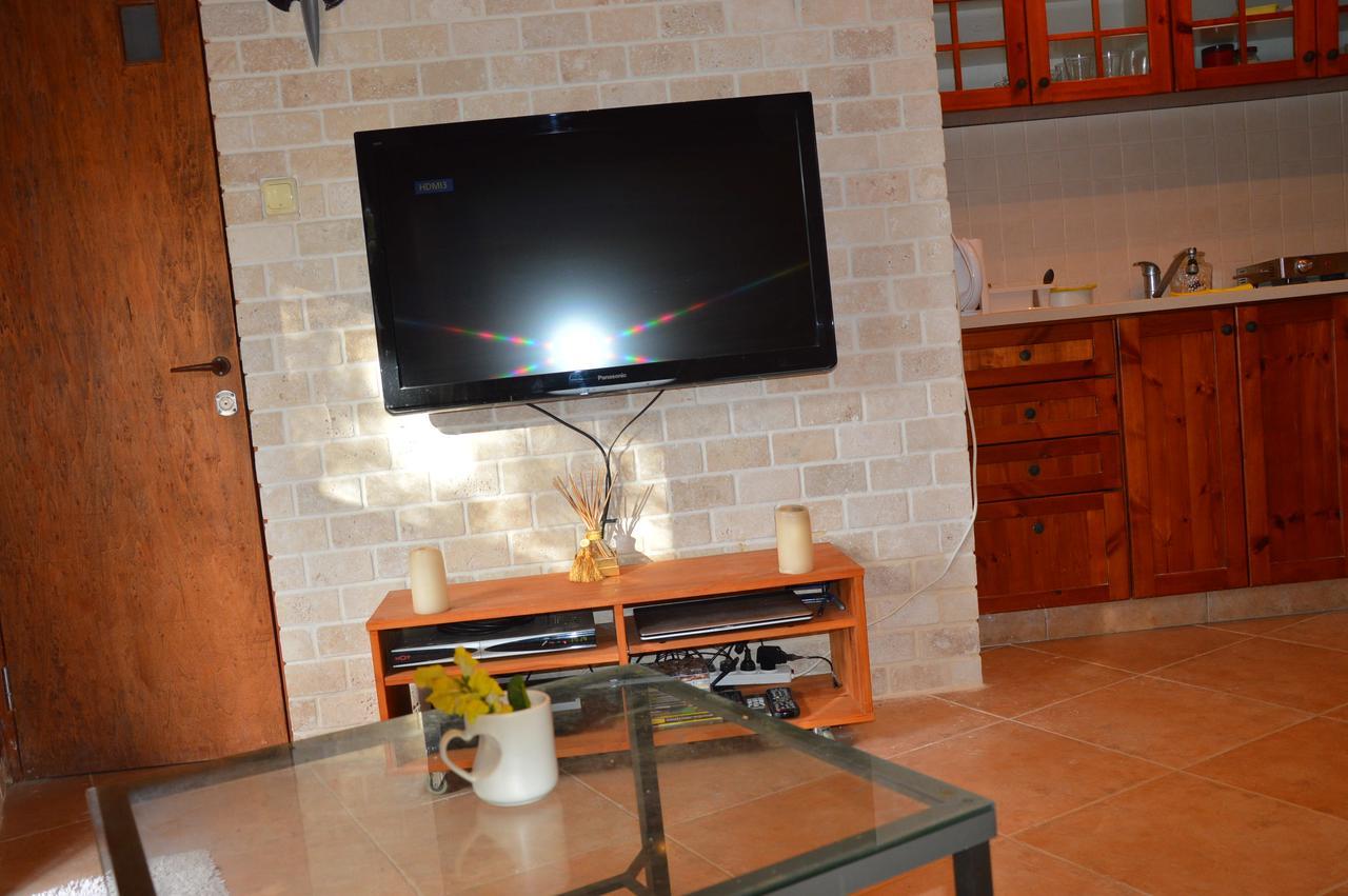 Czarina Cabin הבקתה הקיסרית והדירה הקיסרית Czarina Apartment Caesarea Bagian luar foto